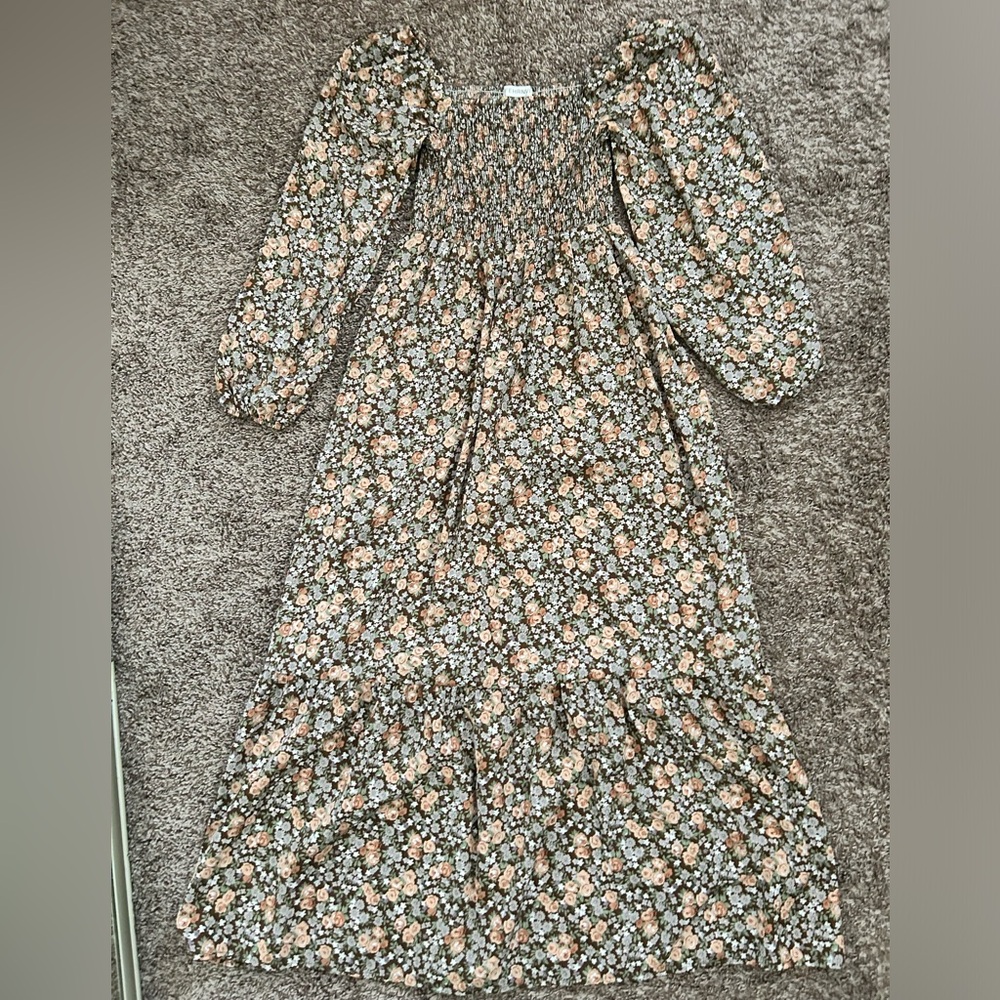 FEHRNVI Multi color floral print maxi dress
